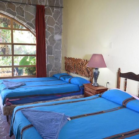 Hotel Playa Linda Panajachel Buitenkant foto